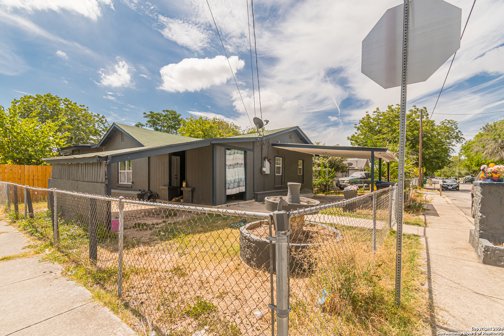 502 S San Manuel St, San Antonio, TX 78237 — photo 1