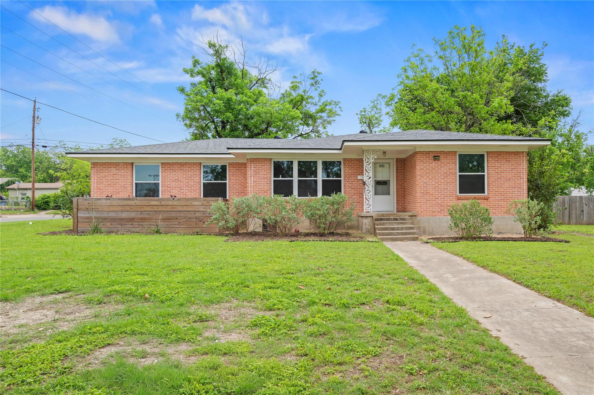 1803 15th, Temple, TX 76504 — photo 1
