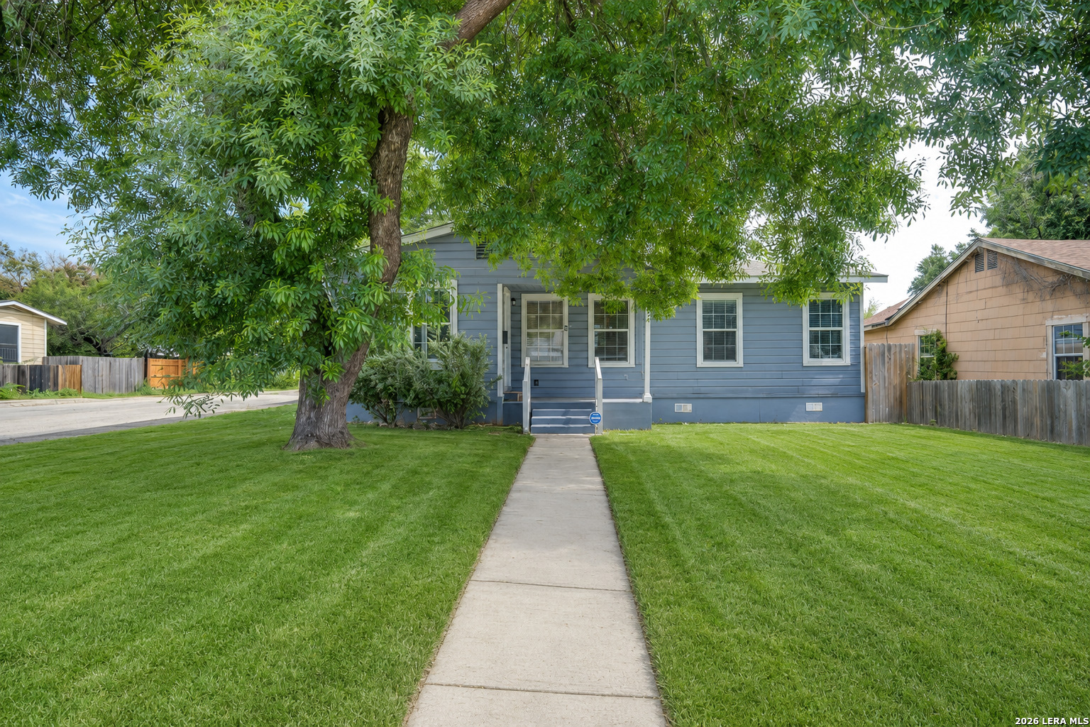 539 Lovera, San Antonio, TX 78212 — photo 1