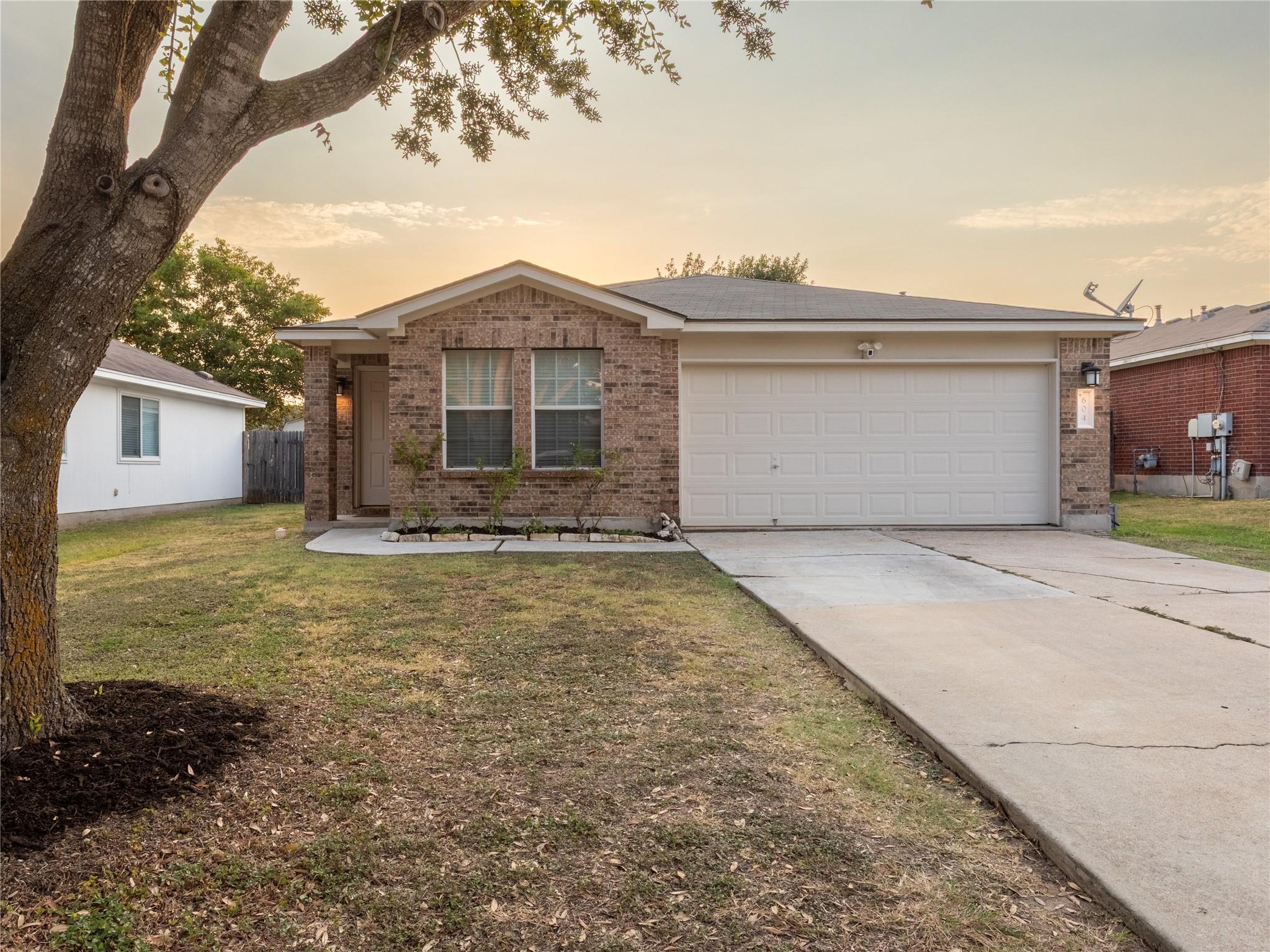 604 Pauley, Hutto, TX 78634 — photo 1