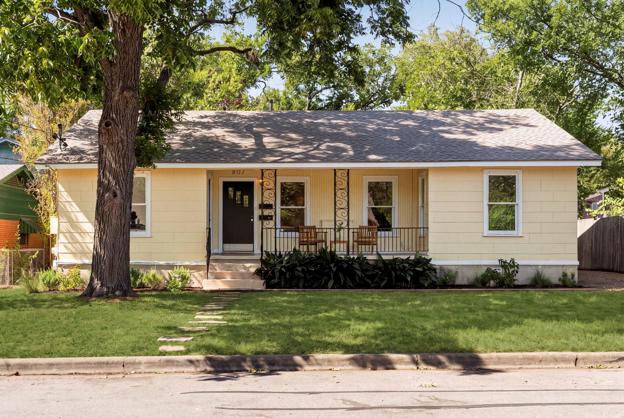 807 E 49th St, Austin, TX 78751 — photo 1