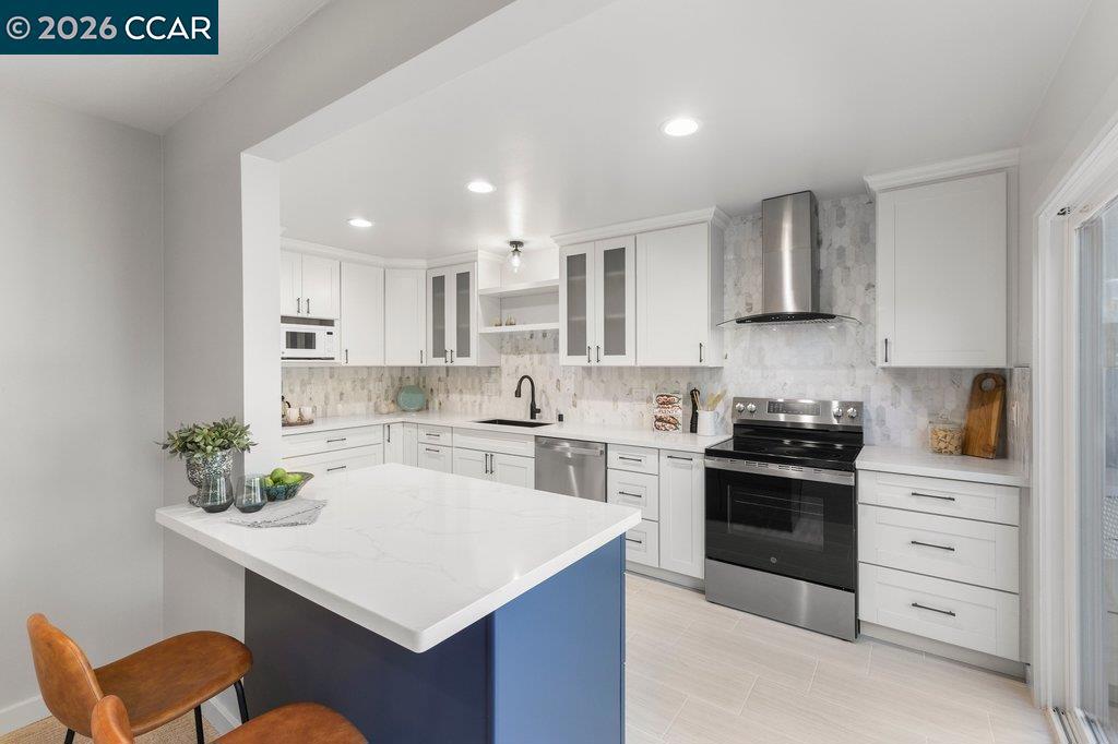 3674 Rossmoor Pkwy 5, Walnut Creek, CA 94595 — photo 1