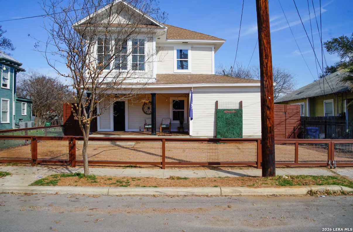 117 YALE, San Antonio, TX 78205 — photo 1