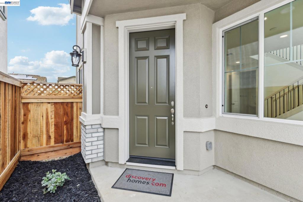 208 Mindy Way, Pittsburg, CA 94565 — photo 1