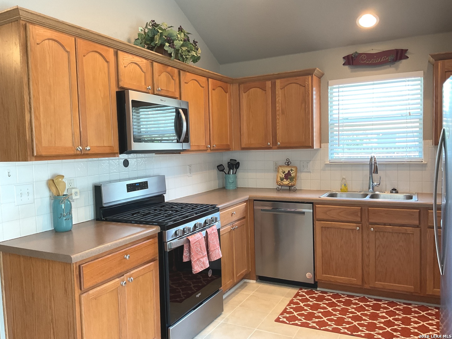 8511 SNAKEWEED DR, , 78109 — photo 1