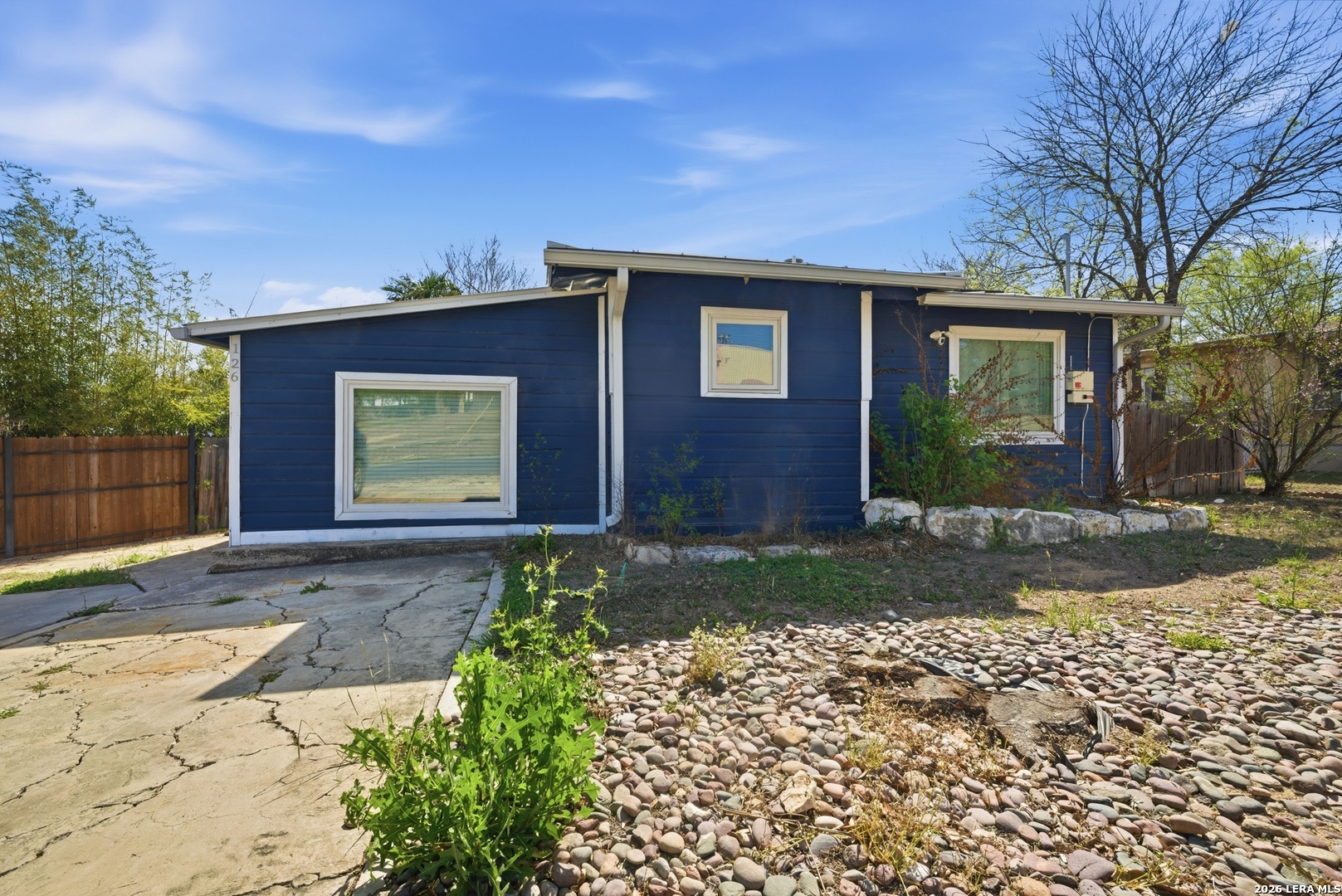 126 Zachry, San Antonio, TX 78228 — photo 1