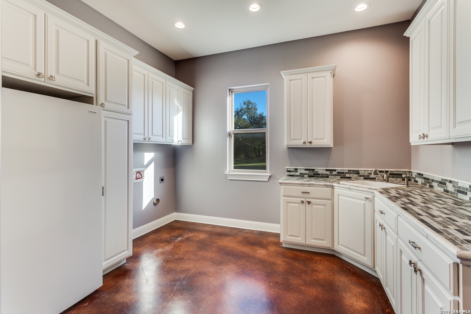 419 Rodalyn Drive, ,  78006 — photo 1