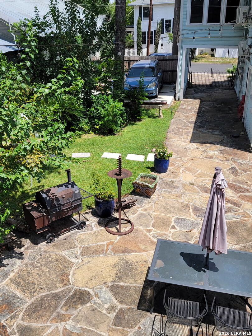 3221 Flores, , 78212 — photo 1