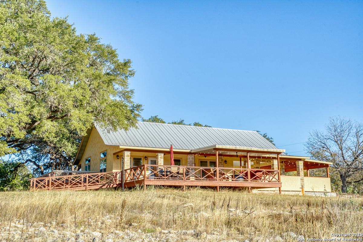 255 Thunder Creek, ,  78884 — photo 1