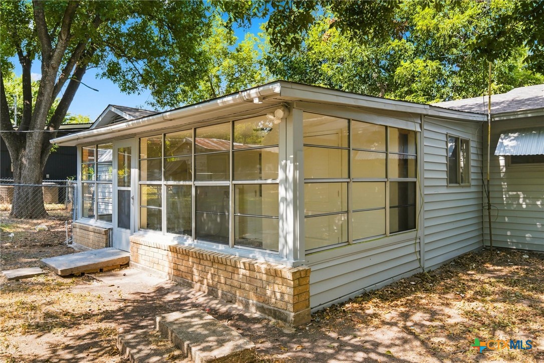 1319 37th, Temple, TX 76504 — photo 1