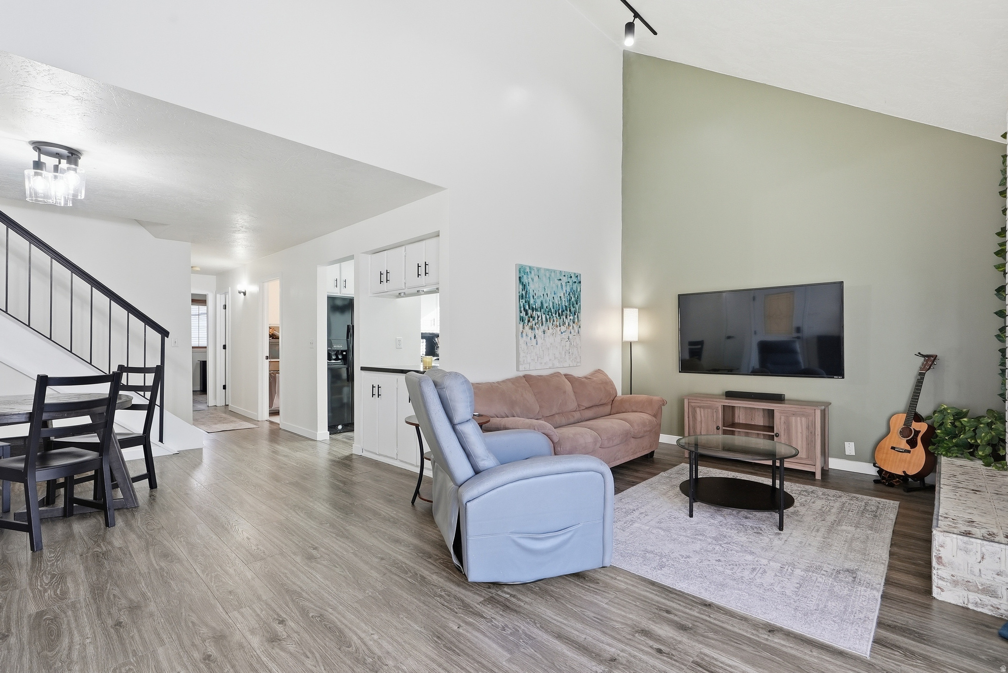 8109 S COTTONWOOD HILLS CIR, Sandy, UT 84094 — photo 1