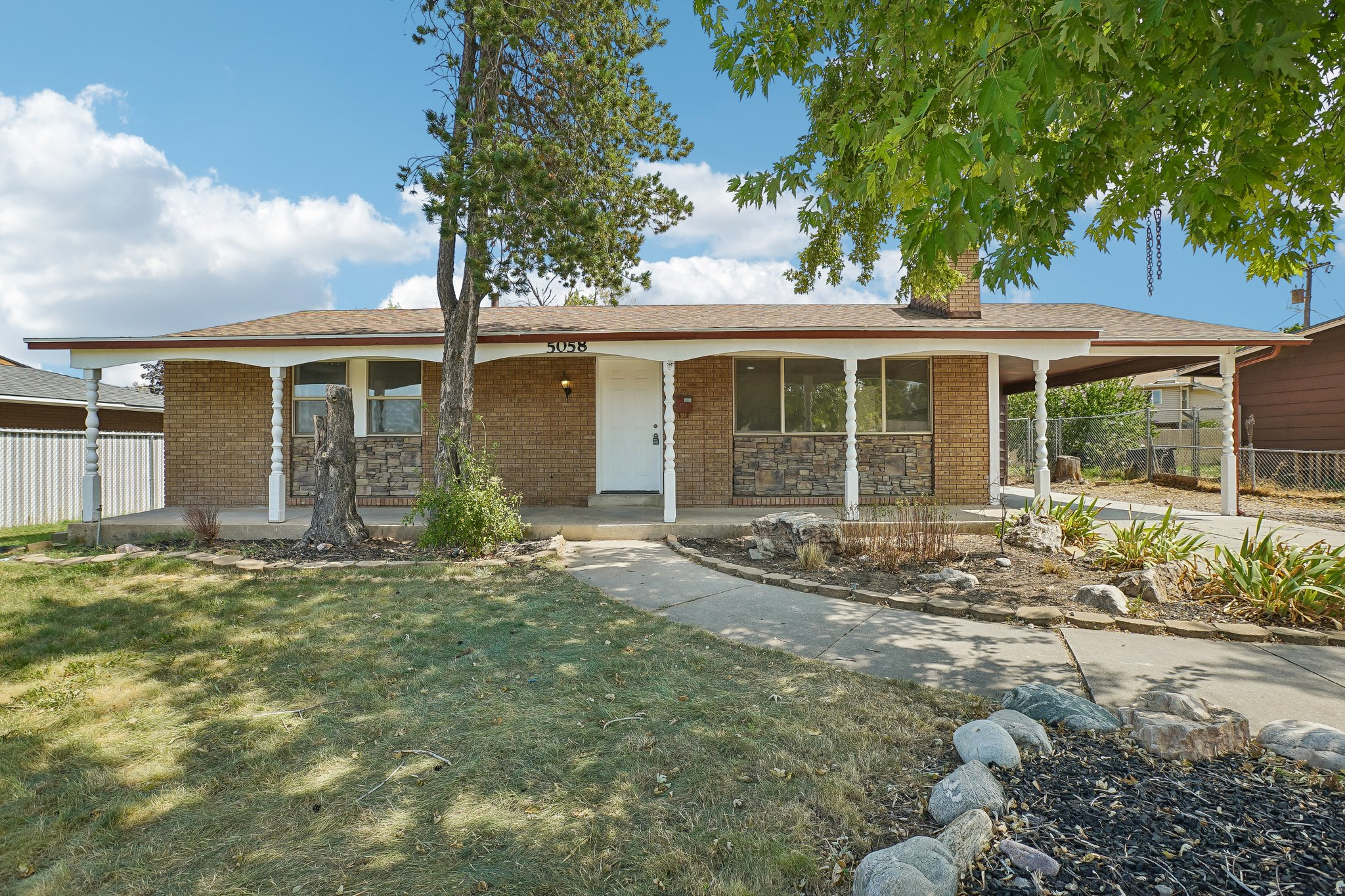5058 S 2600 W, Roy, UT 84067 — photo 1