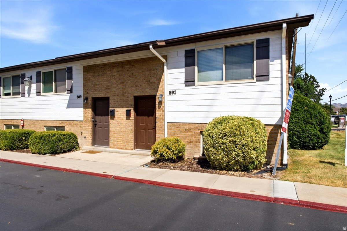 891 E BRISTLE PINE PL, Millcreek, UT 84106 — photo 1