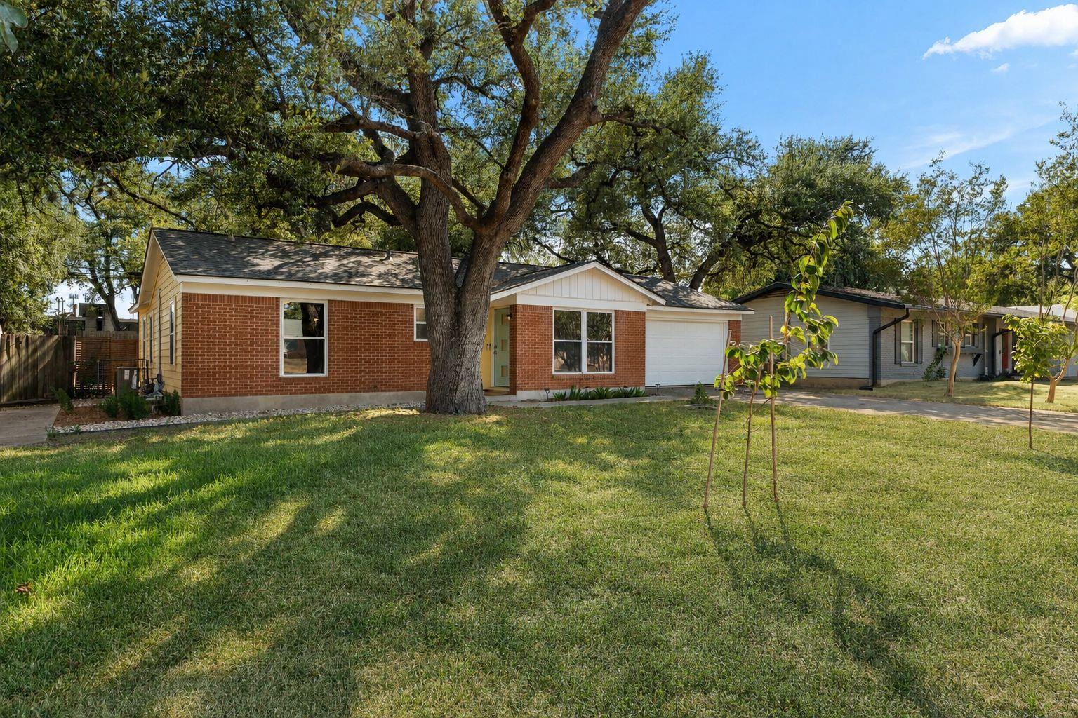 2003 Fair Oaks, Austin, TX 78745 — photo 1