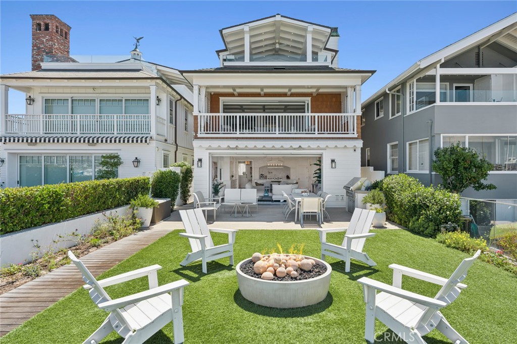 928 E Balboa Boulevard, Newport Beach, CA 92661 — photo 1