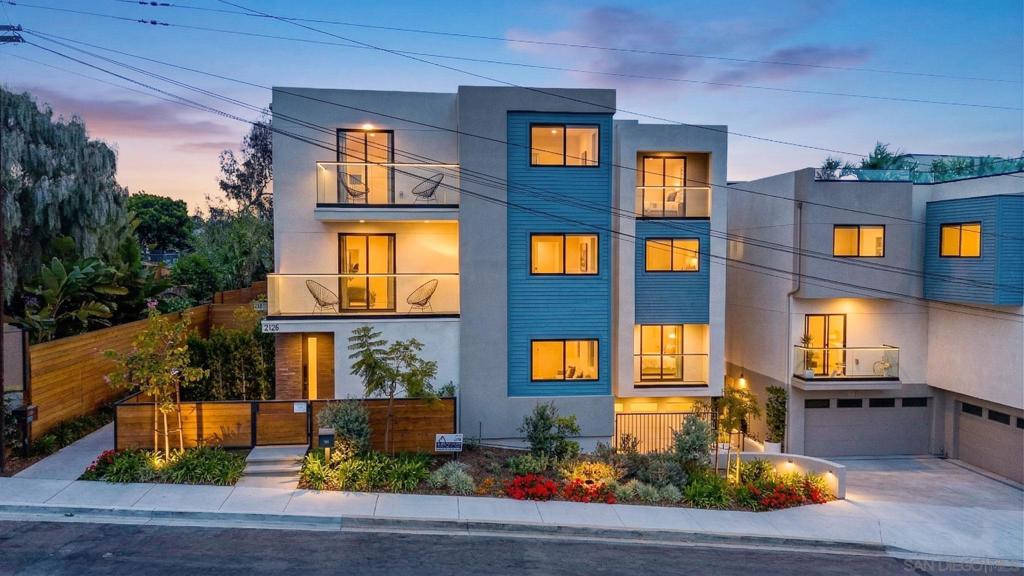 2124 San Clemente St, San Diego, CA 92107 — photo 1
