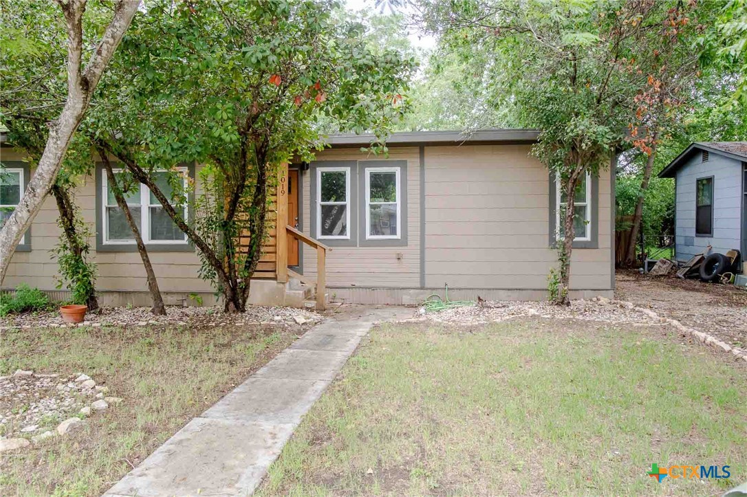 1017/1019 Haynes Street 7, San Marcos, TX 78666 — photo 1