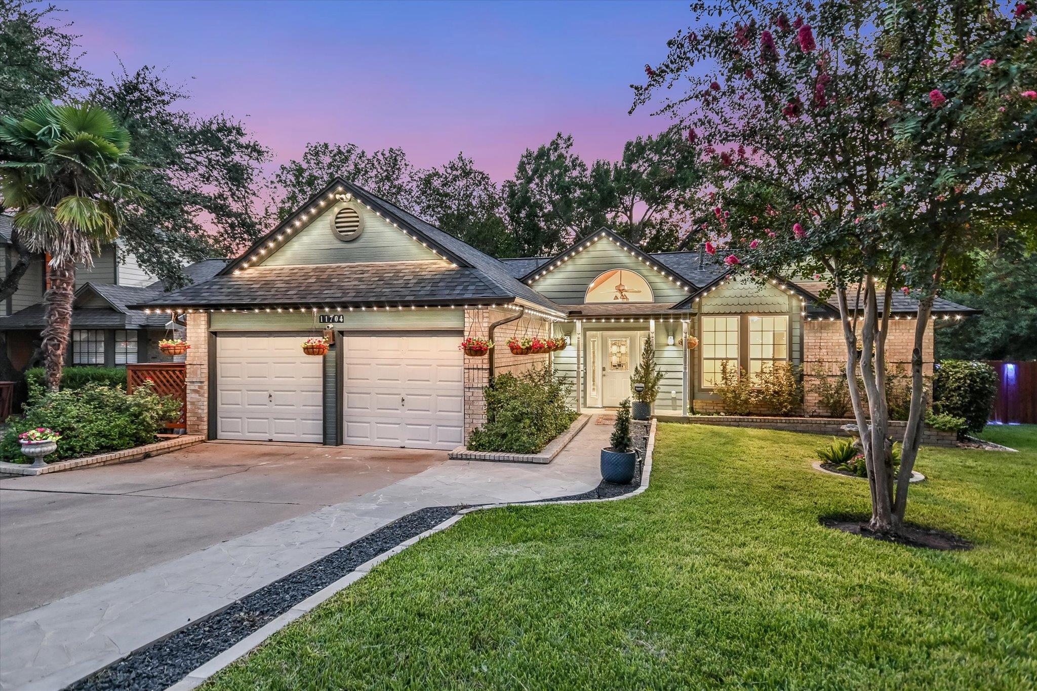 11704 Swearingen, Austin, TX 78758 — photo 1