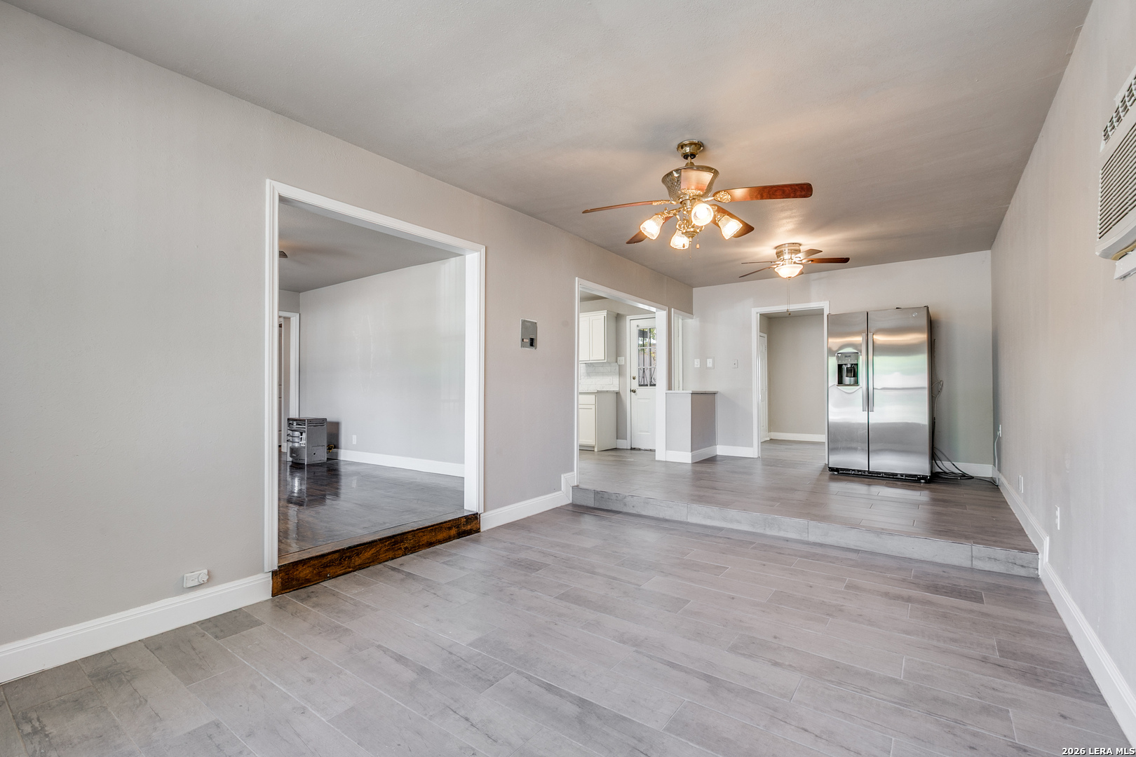 354 LAS PALMAS DR, , 78237 — photo 1
