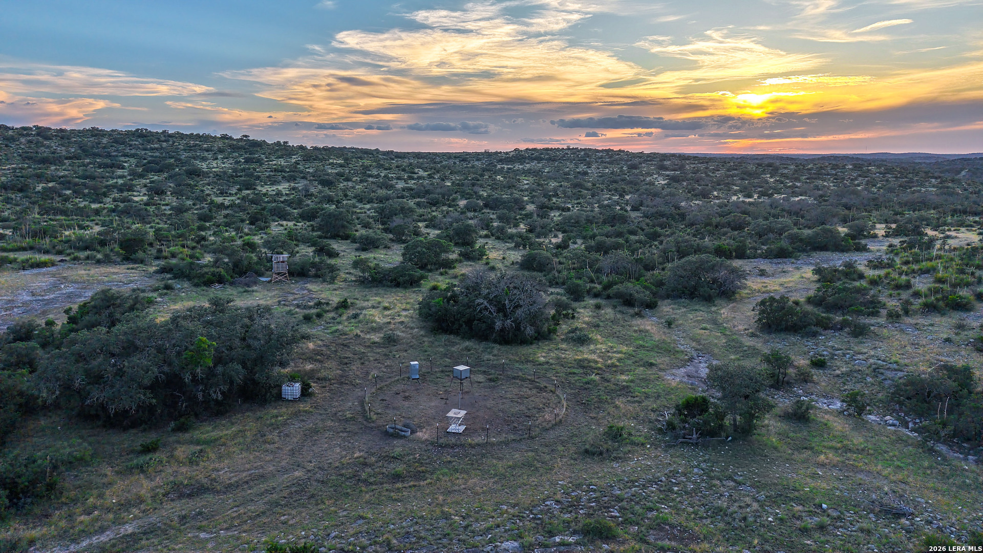 W CR 450, Rocksprings, TX 78880 — photo 1