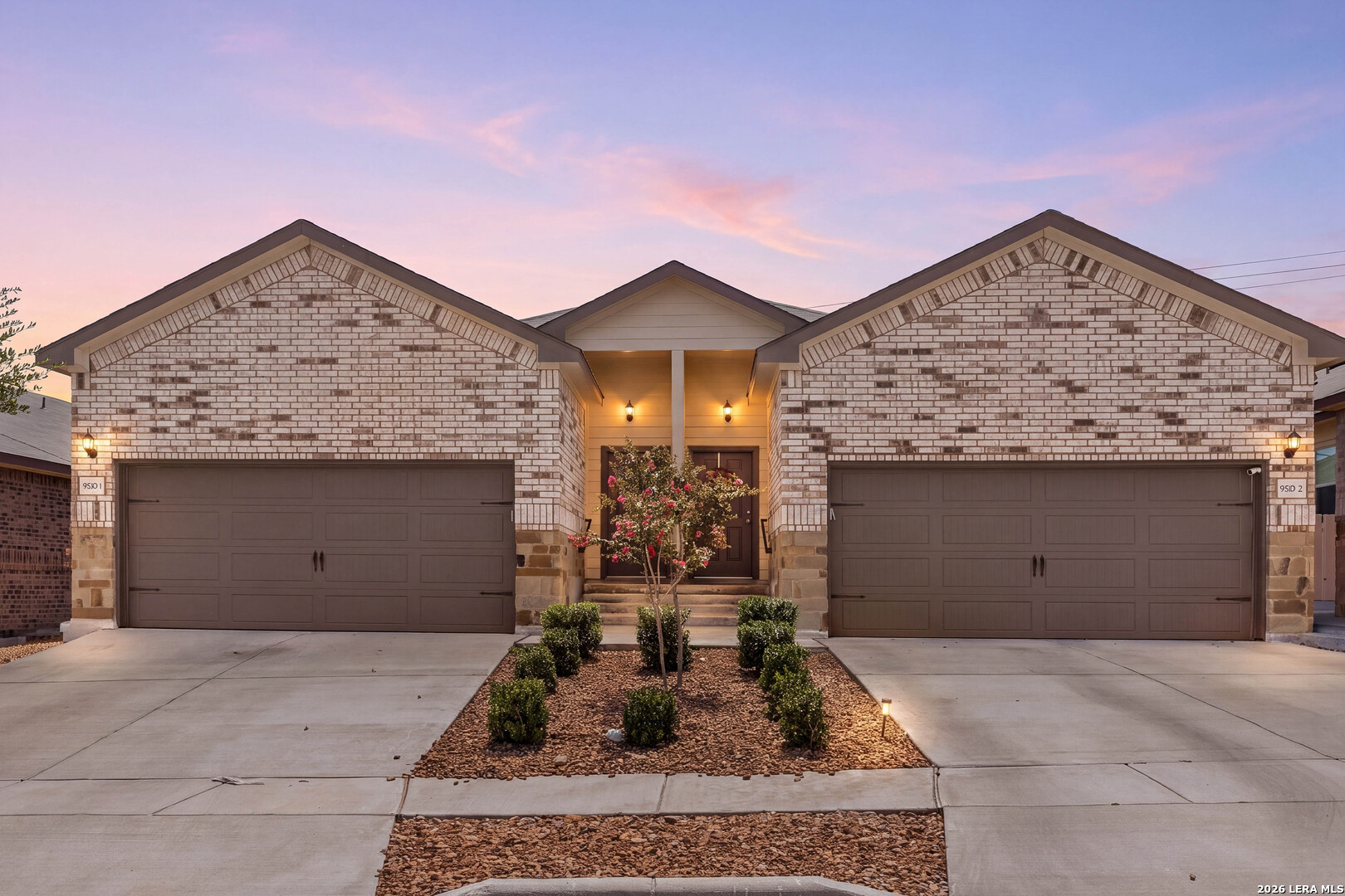 9216 CANYON BND, Converse, TX 78109 — photo 1