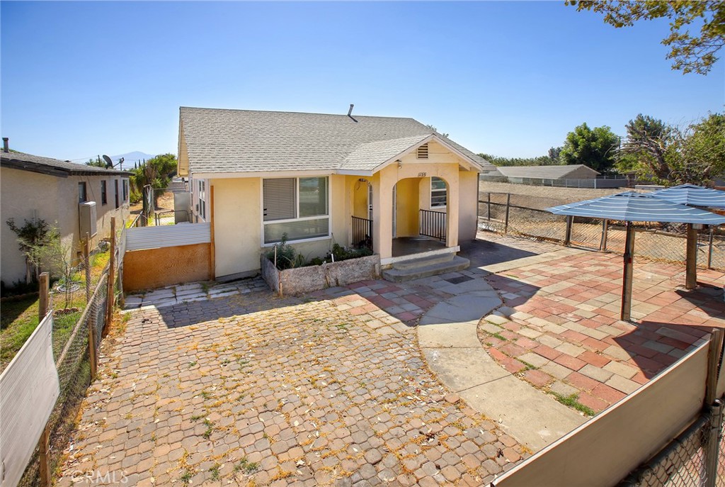 125 N Date Avenue, Rialto, CA 92376 — photo 1