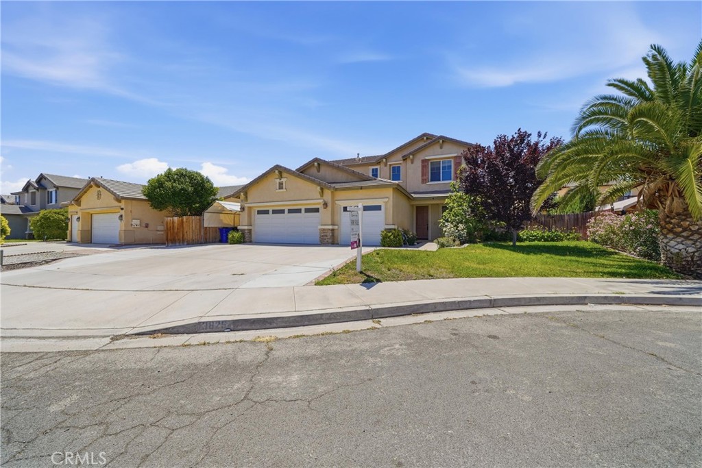 13825 Hawk Court, Victorville, CA 92394 — photo 1