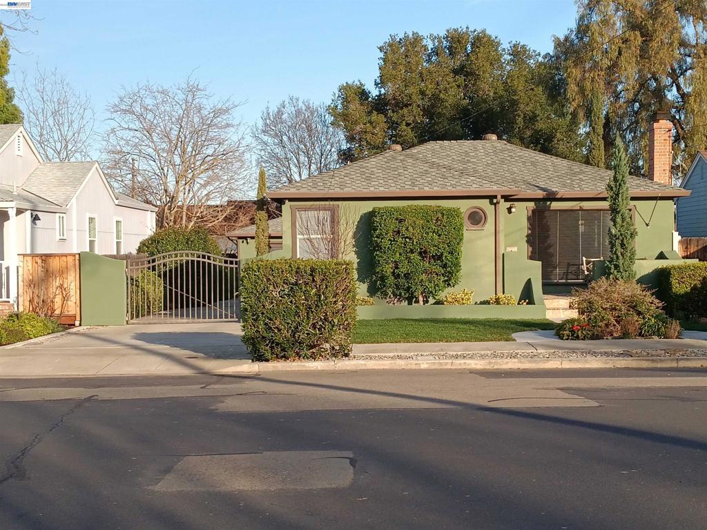 2342 Palm Ave, Livermore, CA 94550 — photo 1