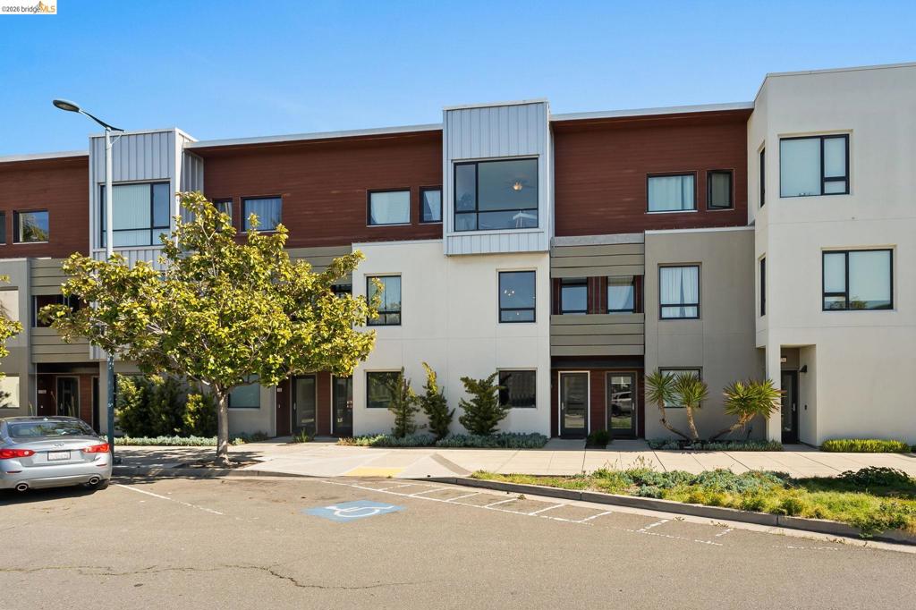 1780 12TH ST, Oakland, CA 94607-1475 — photo 1