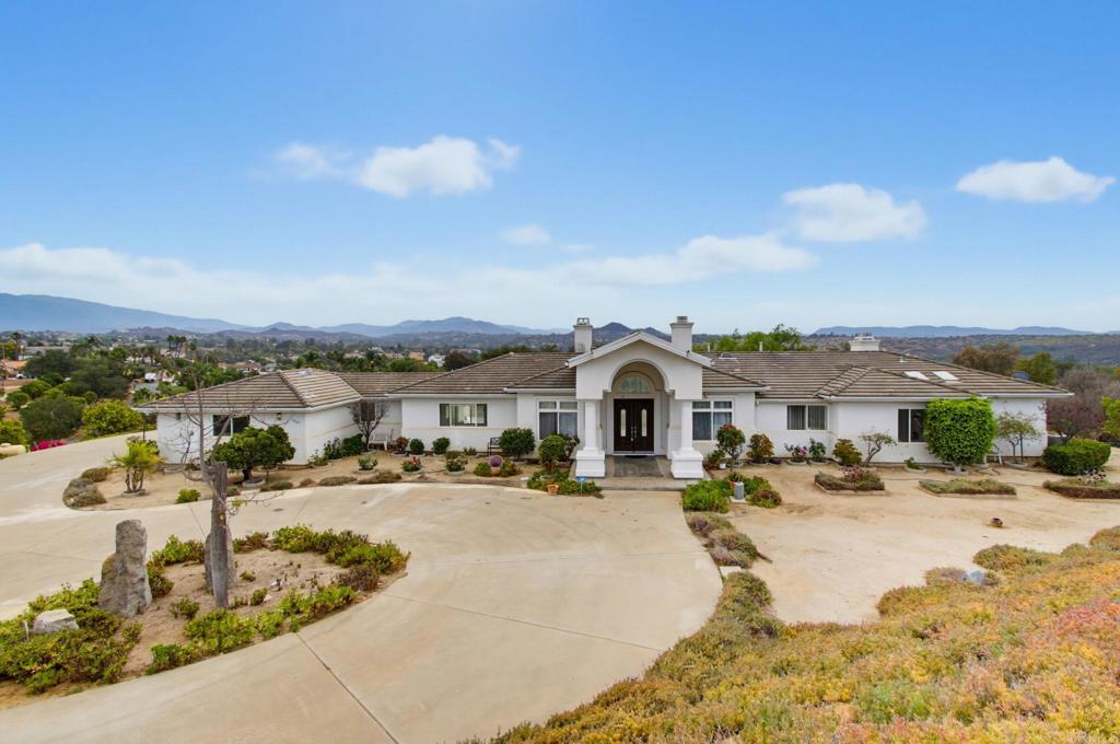13427 Hilltop Place, Valley Center, CA 92082 — photo 1