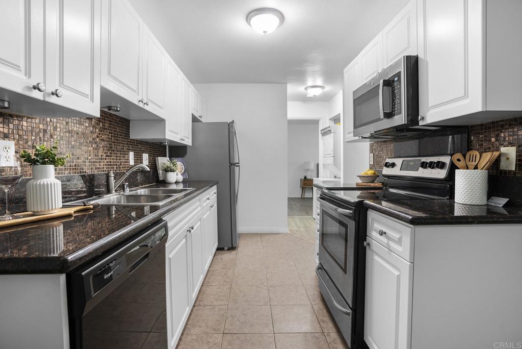 3040 Alta View Drive 106, San Diego, CA 92139 — photo 1