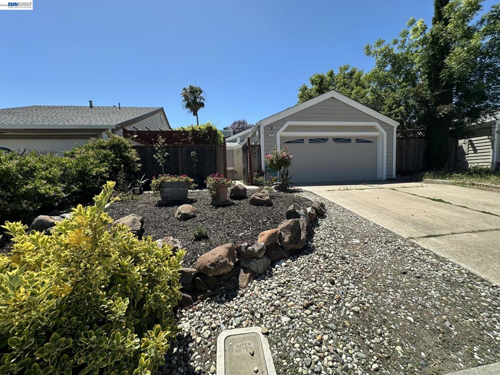 3225 Islewood Court, Antioch, CA 94531 — photo 1