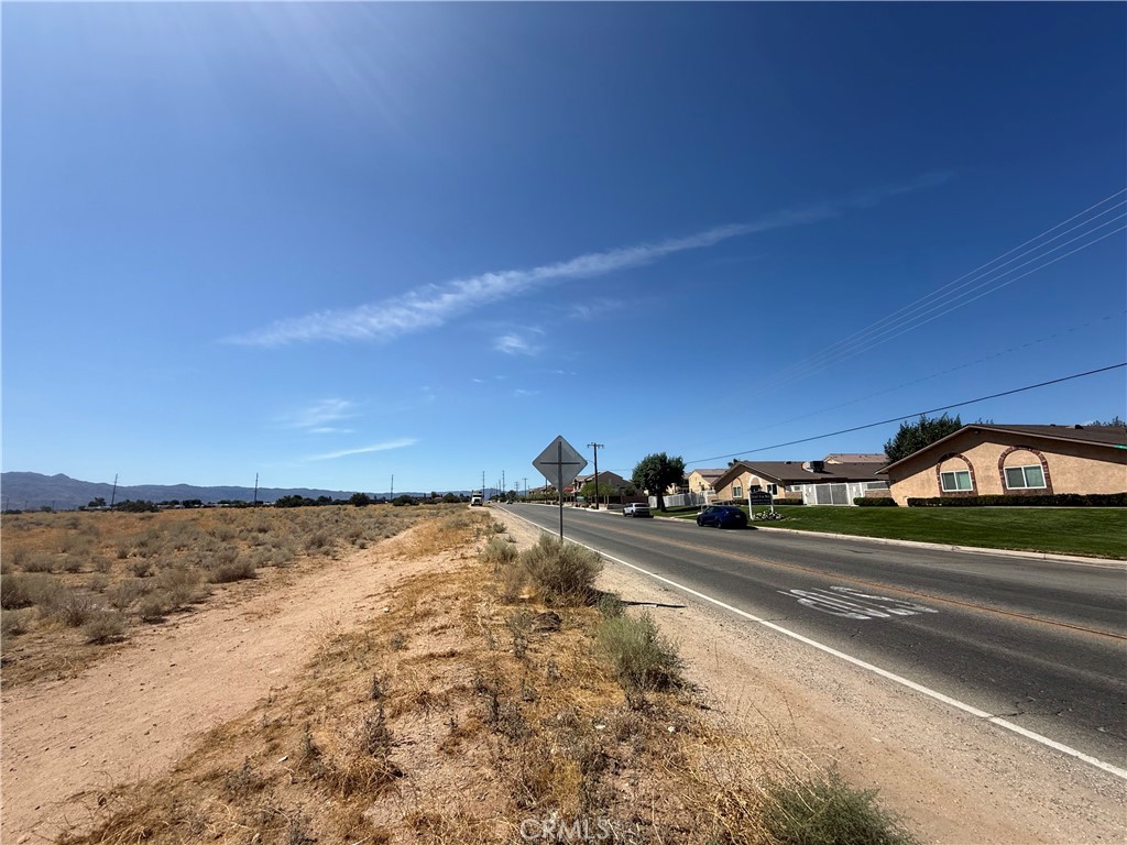 8859 E, Hesperia, CA 92345 — photo 1