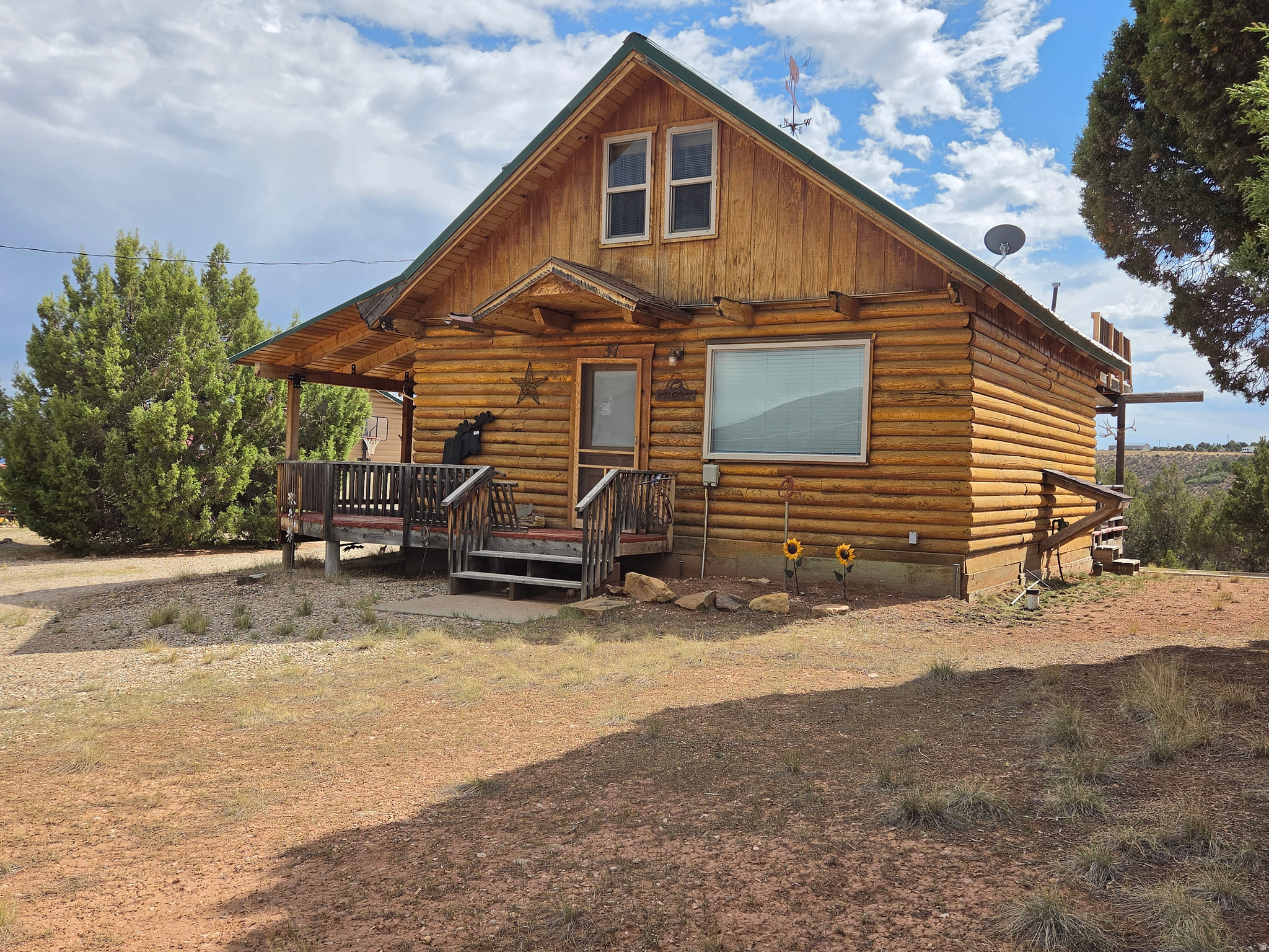 46245 W ELKHORN DR
