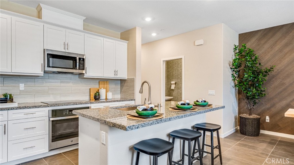 2882 E Bottas Priveado, Ontario, CA 91762 — photo 1