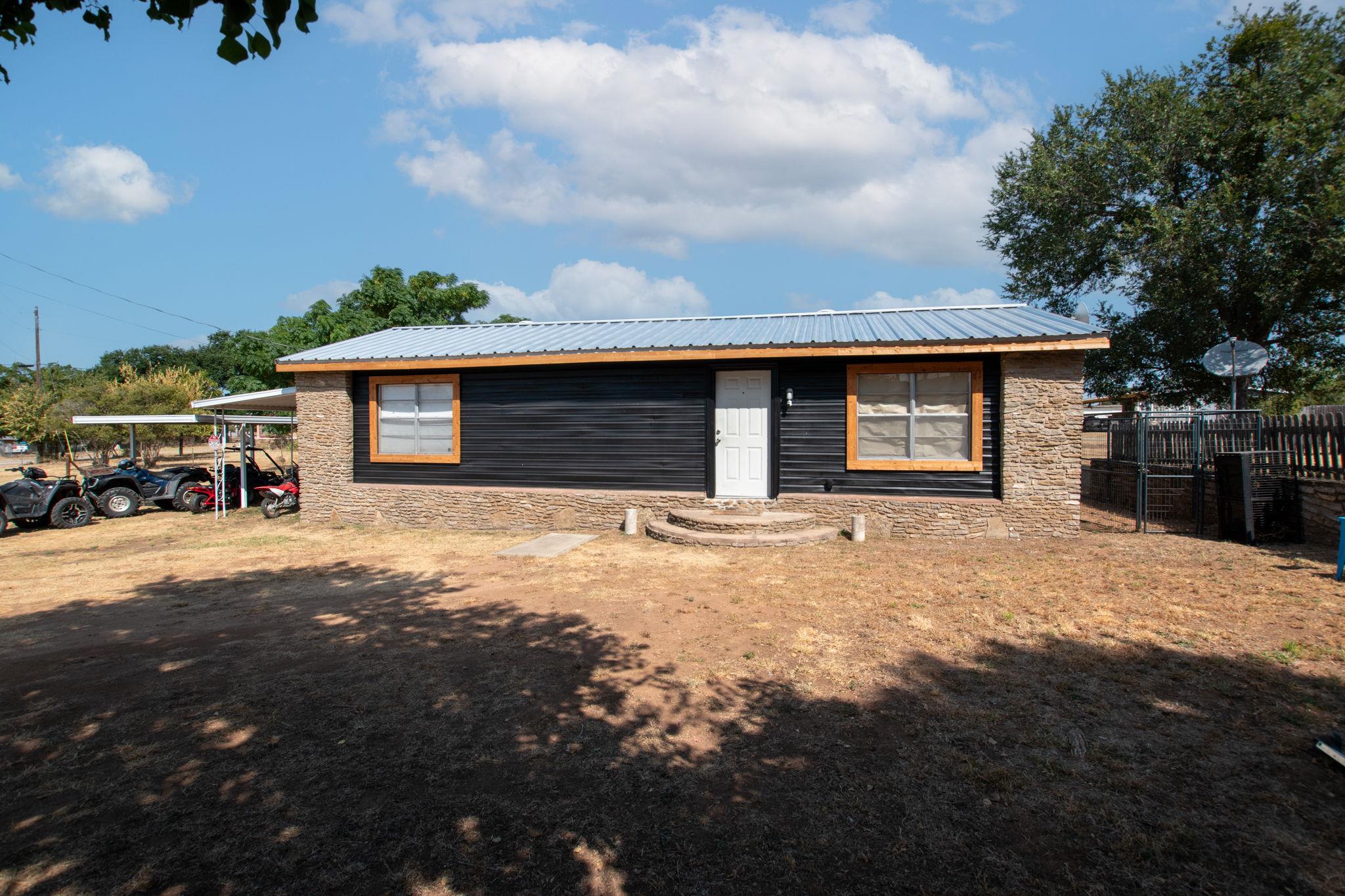 817 Ridgeway