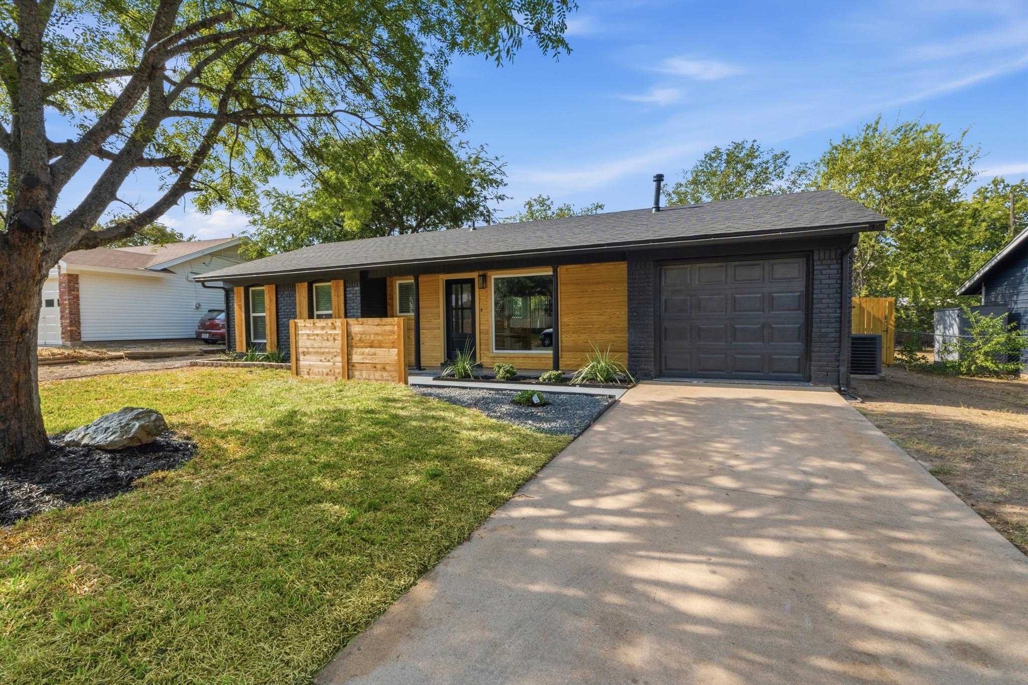 6705  Esther Dr, Austin, TX 78752 — photo 1