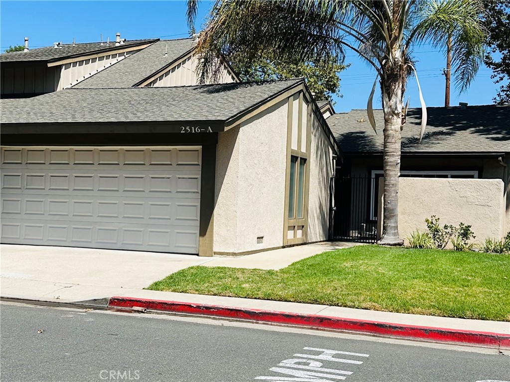 2516 N Tustin Avenue A