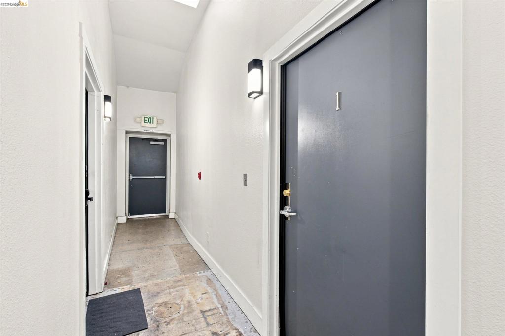 1451 13Th St 1, Oakland, CA 94607 — photo 1