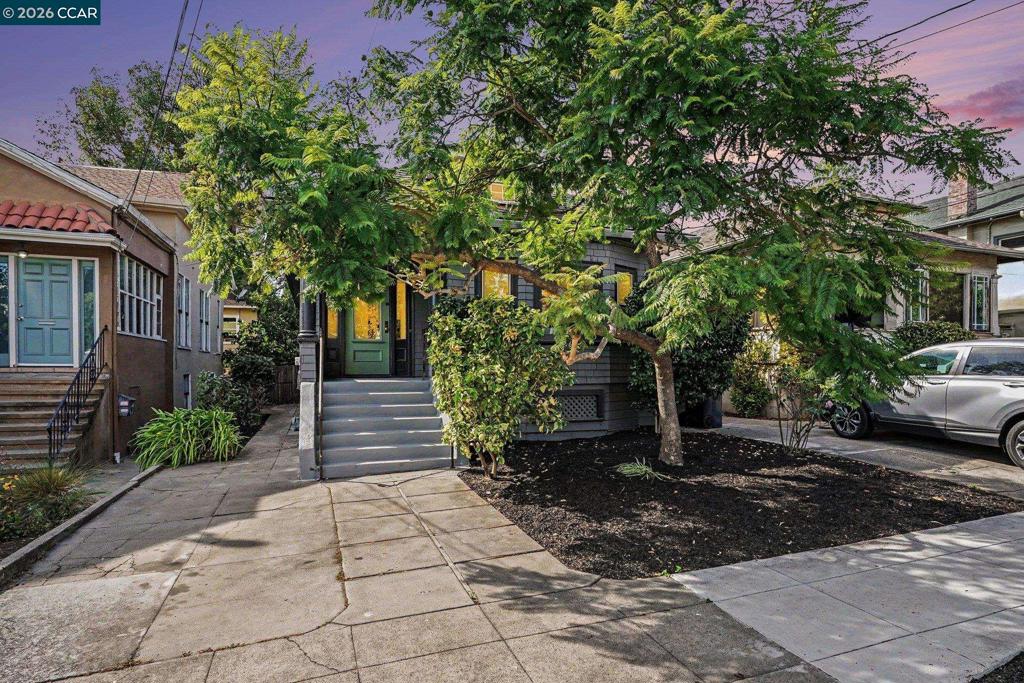 4959 Desmond St., Oakland, CA 94618 — photo 1