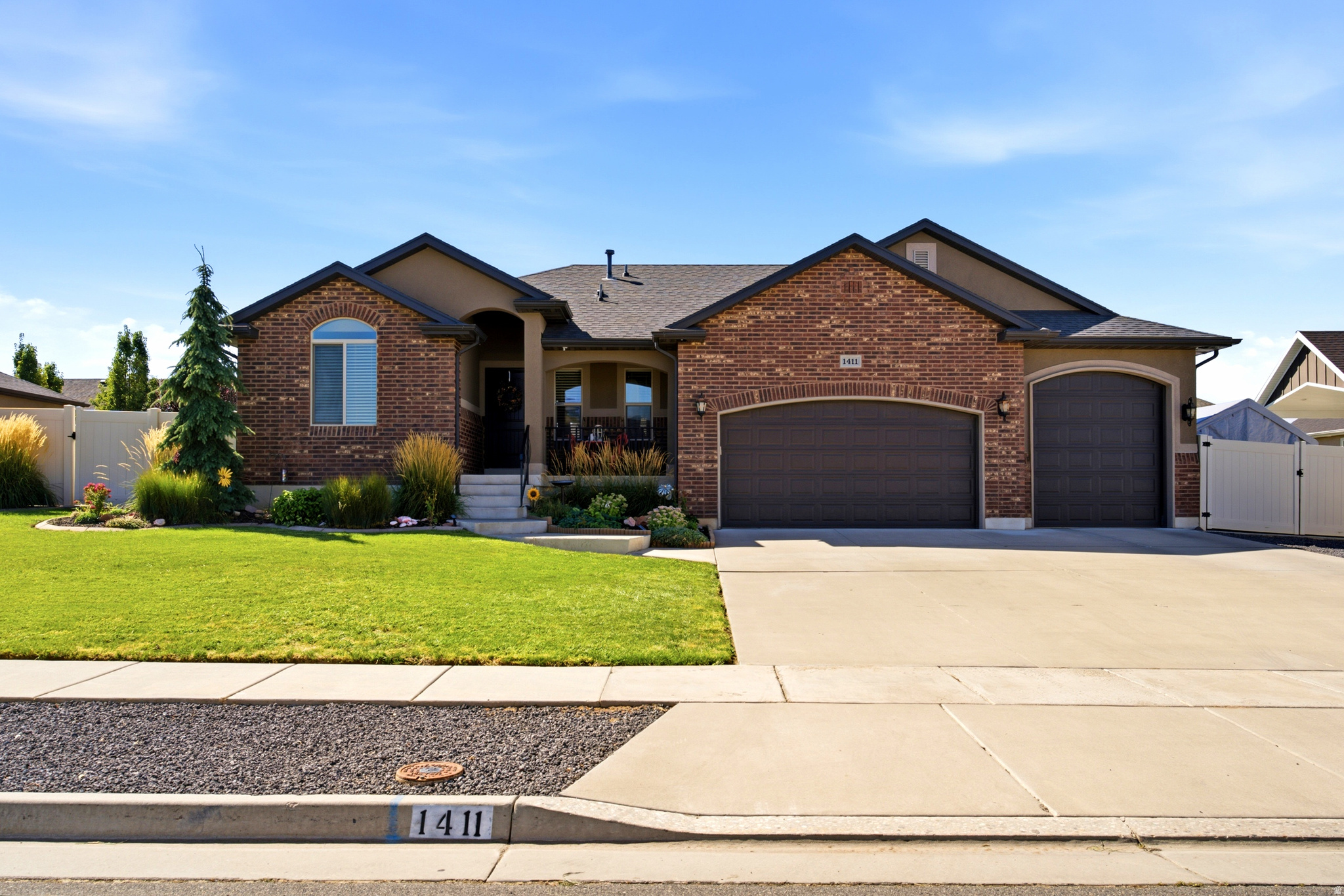 1411 W 2400 N, Clinton, UT 84015 — photo 1