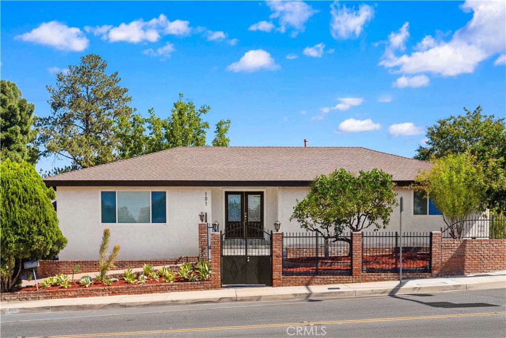 101 W Madison Avenue, Placentia, CA 92870 — photo 1