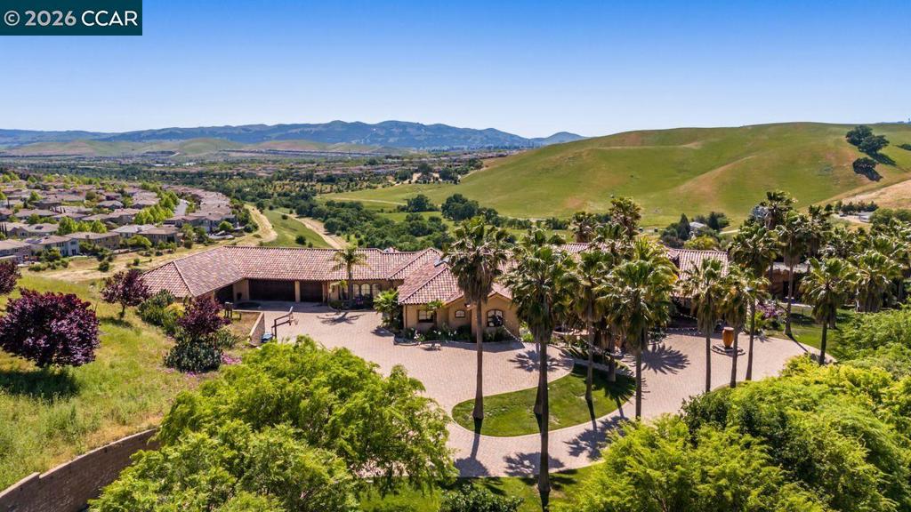1615 Lawrence Rd, Danville, CA 94506 — photo 1