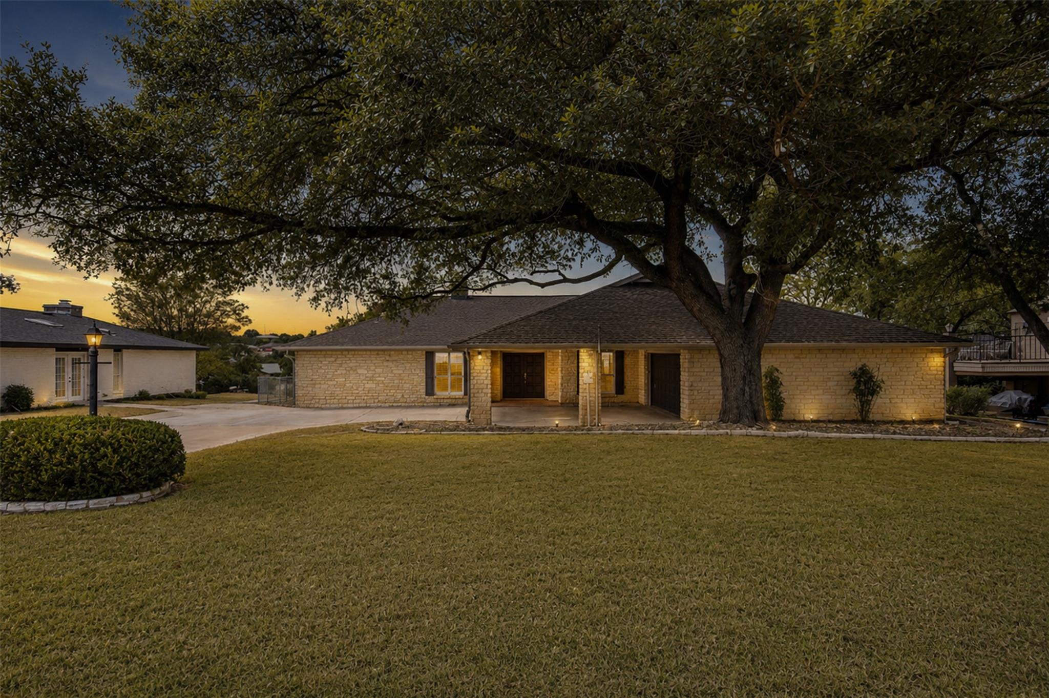 4100  Outpost Trce, Lago Vista, TX 78645 — photo 1