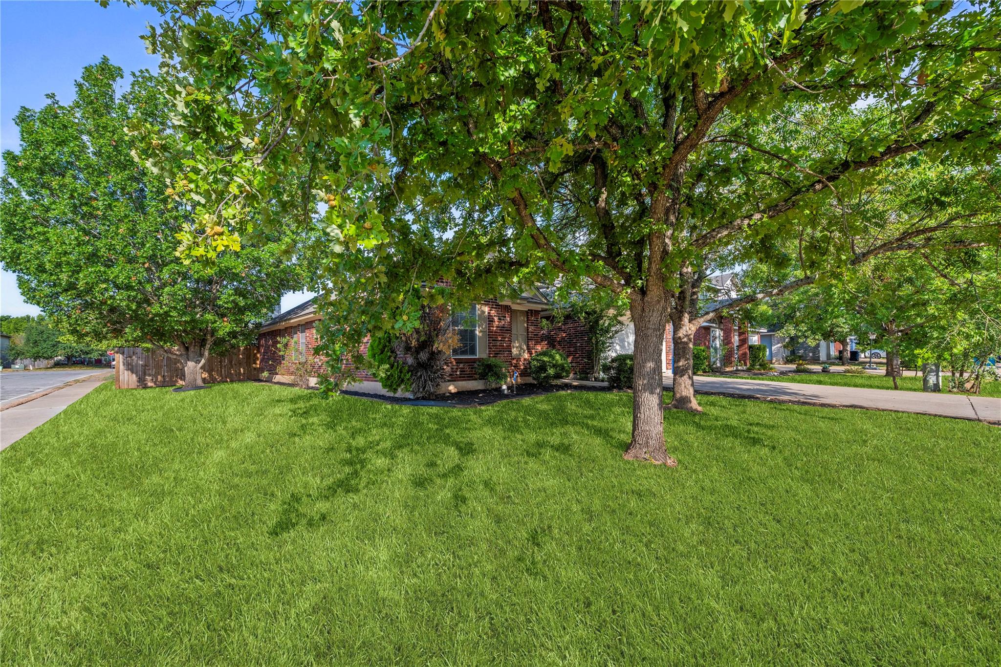 701  Sparkling Brook Ln, Leander, TX 78641 — photo 1