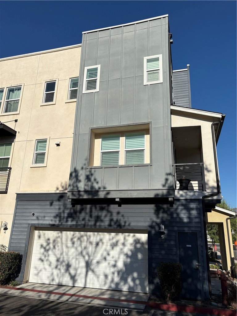 1422 N Harbor, Santa Ana, CA 92703 — photo 1