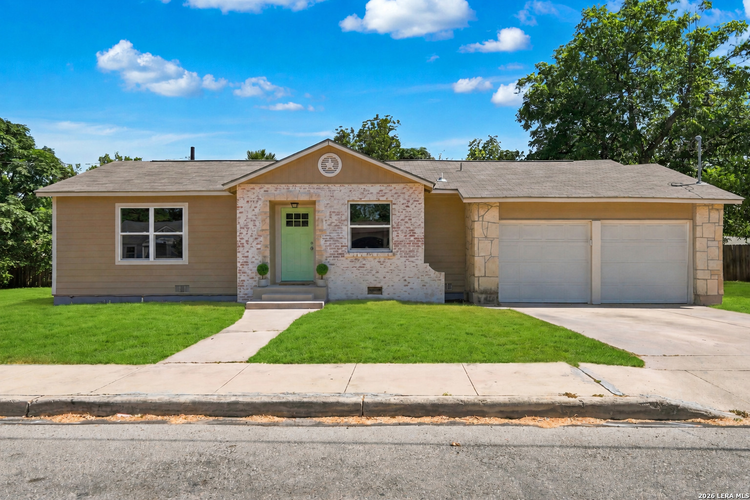 2020 Fresno St, San Antonio, TX 78201 — photo 1