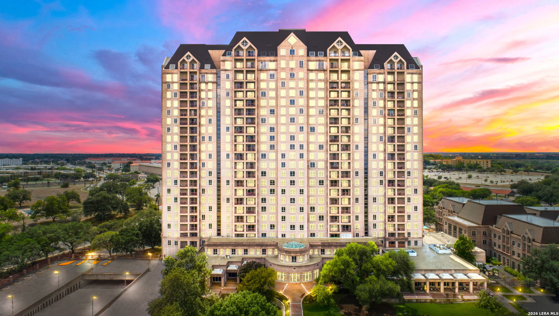 1 TOWERS PARK LN, San Antonio, TX 78209 — photo 1