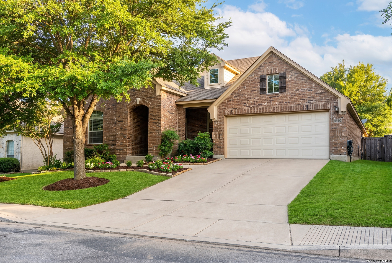 24823 WHITE CRK, San Antonio, TX 78255 — photo 1