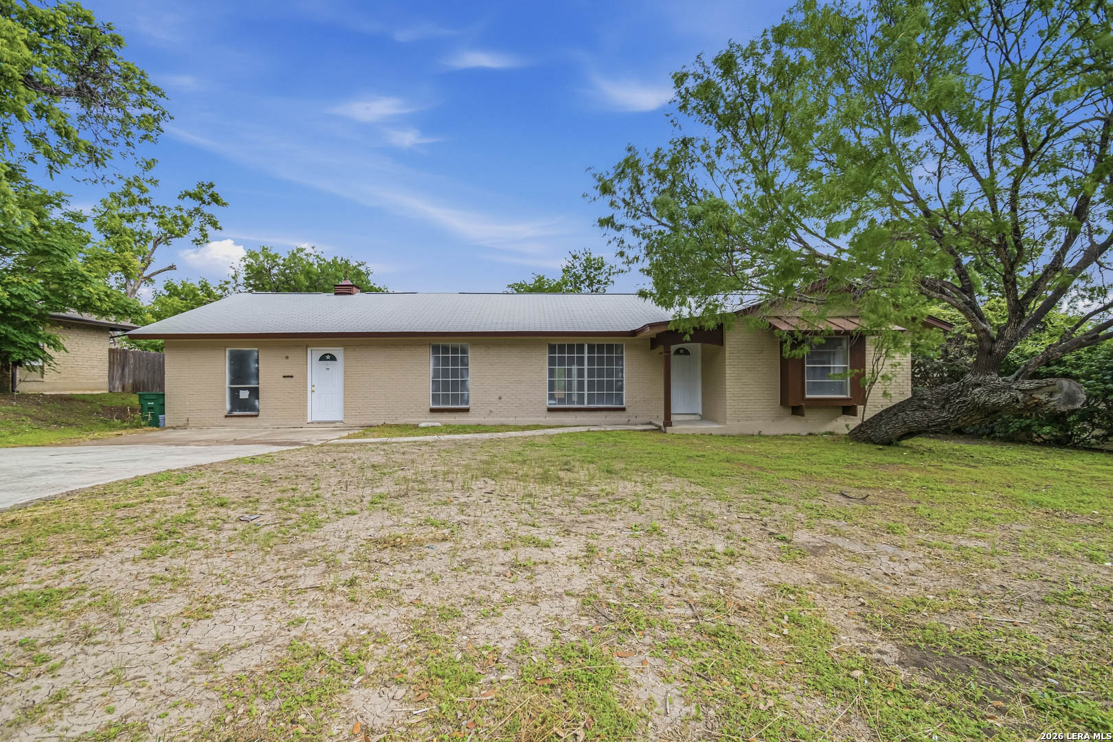 619 Oban, San Antonio, TX 78216 — photo 1